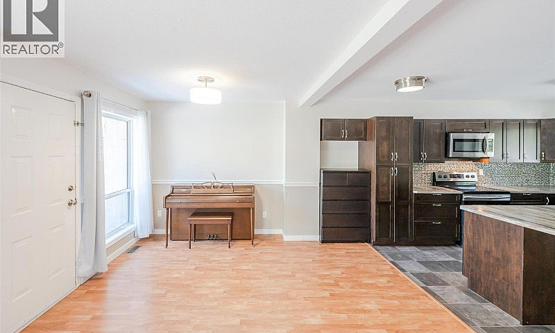 1458 Penticton Avenu...