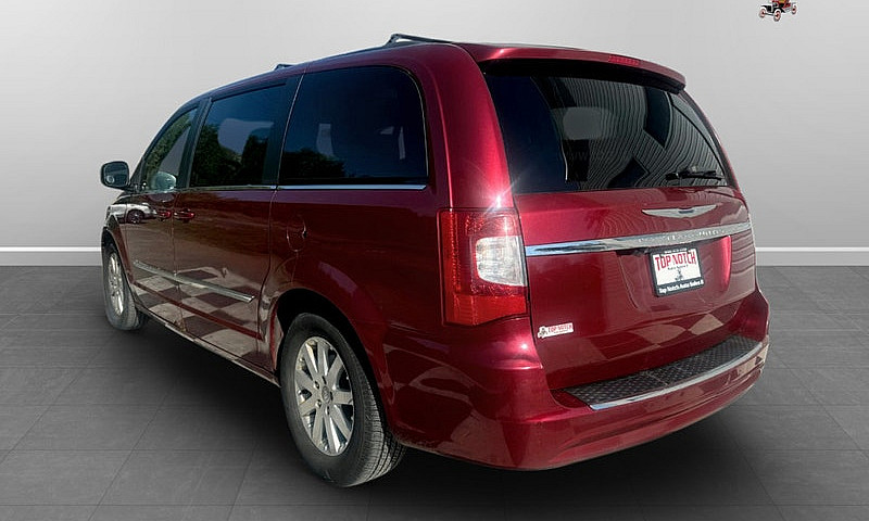 2011 Chrysler Town &...