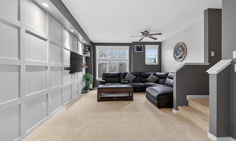 56 31098 Westridge P...
