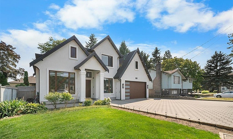14718 90A Avenue Sur...