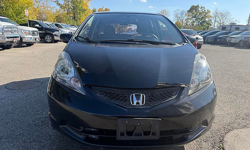 2013 Honda Fit Lx...