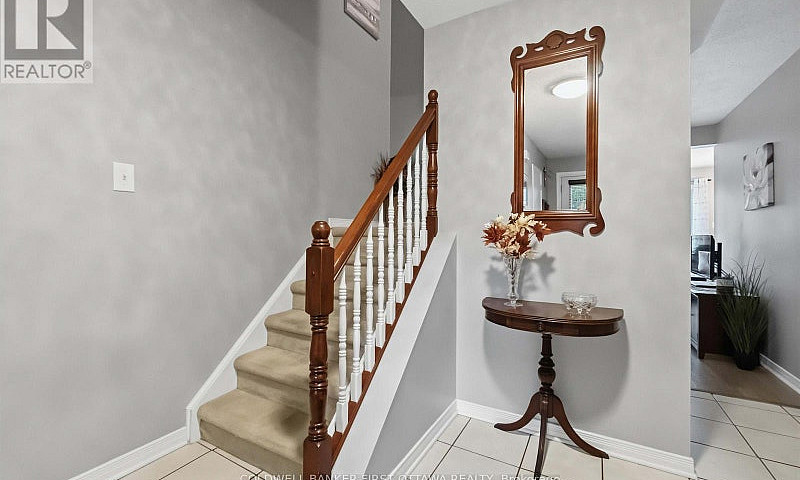 593 Canotia Place Ot...