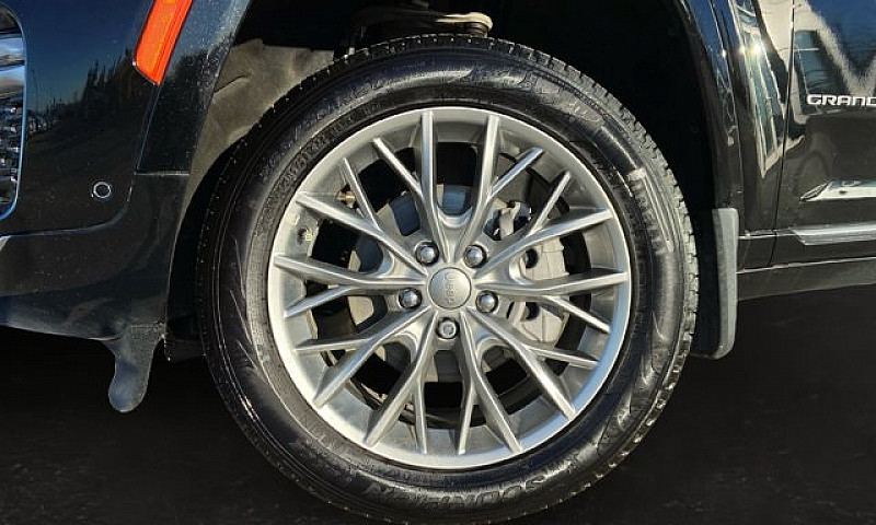 2025 Jeep Grand Cher...