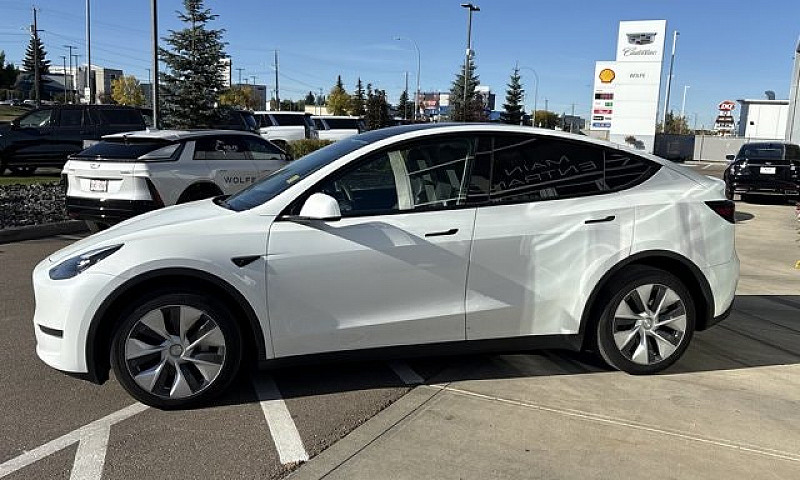 2023 Tesla Model Y L...