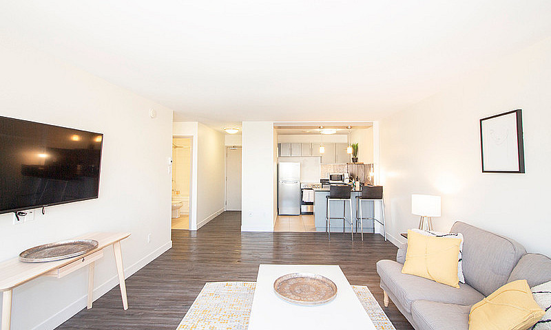 190 Smith Apartment ...