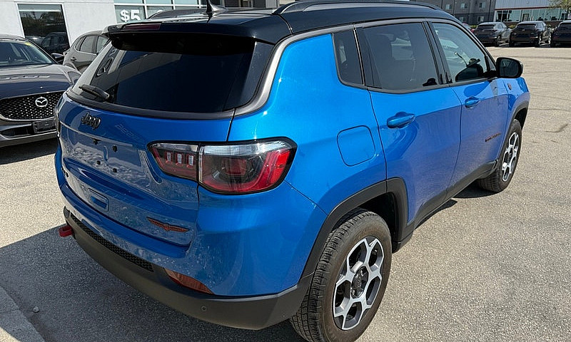 2022 Jeep Compass...
