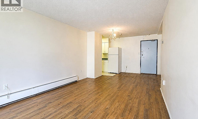306 2450 Cornwall Av...
