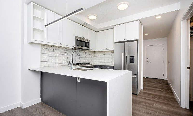 Unison Modern 1 Bed ...