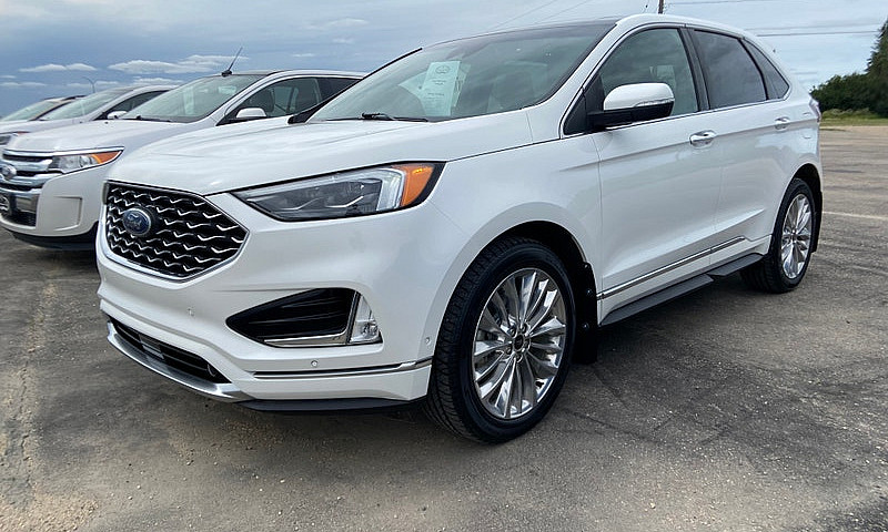 Ford Edge Titanium 2...