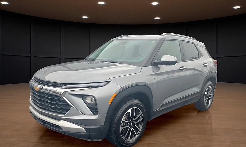 2025 Chevrolet Trail...