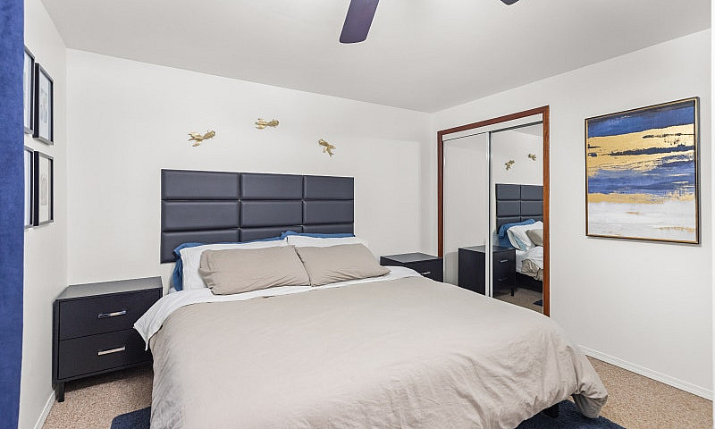 Well-Maintained 4Bdr...