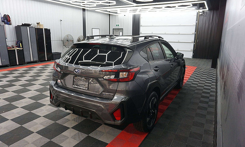 2024 Subaru Crosstre...