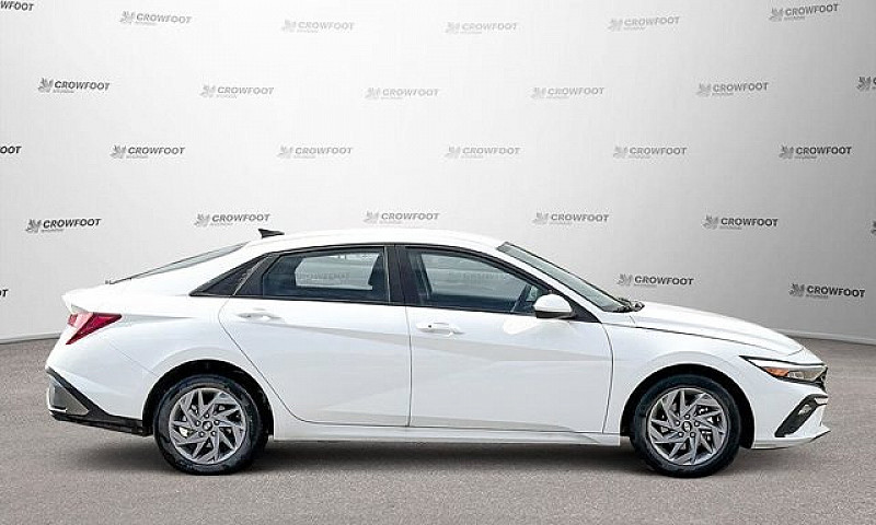 2025 Hyundai Elantra...
