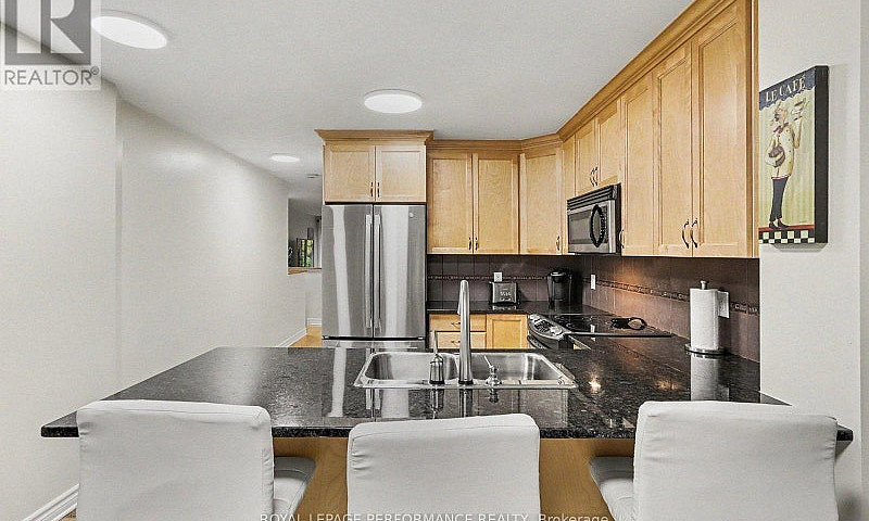 458 Leboutillier Ave...