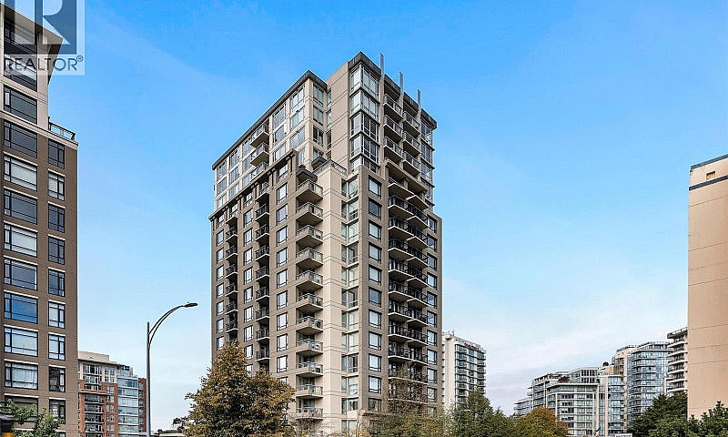 1001 751 Fairfield R...