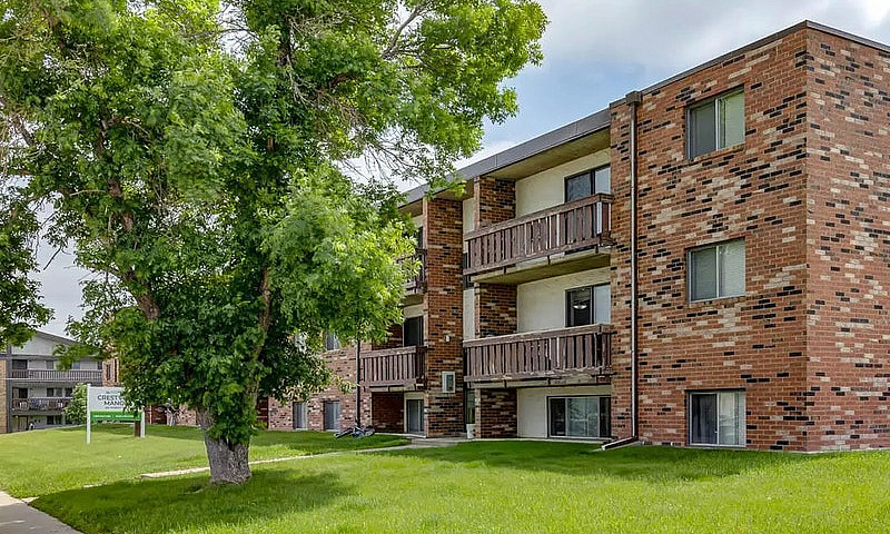 Modern Apartments Wi...