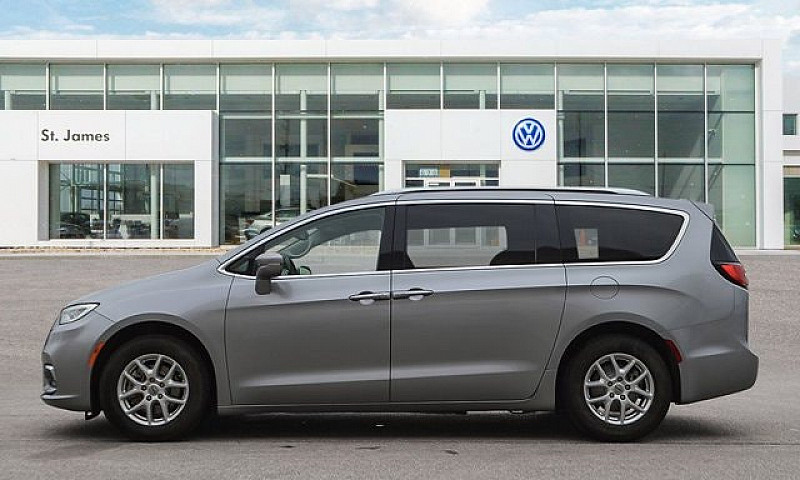 2021 Chrysler Pacifi...