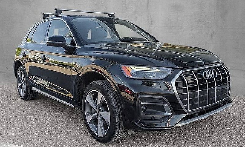 2024 Audi Q5 Komfort...