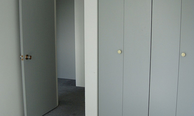 Large 1 Bedroom - 16...