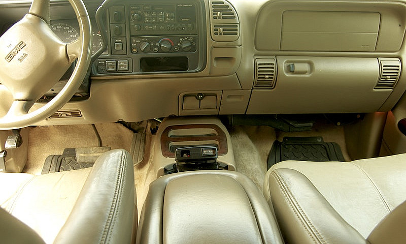 99 Yukon  Show Truck...