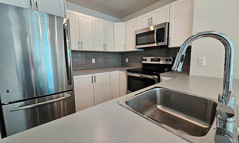 Downtown 2 Bedroom T...