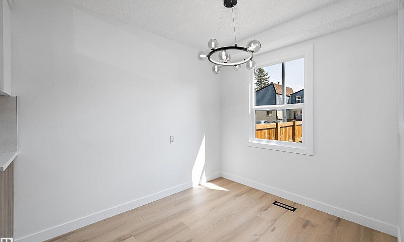 84 Willowdale Place ...