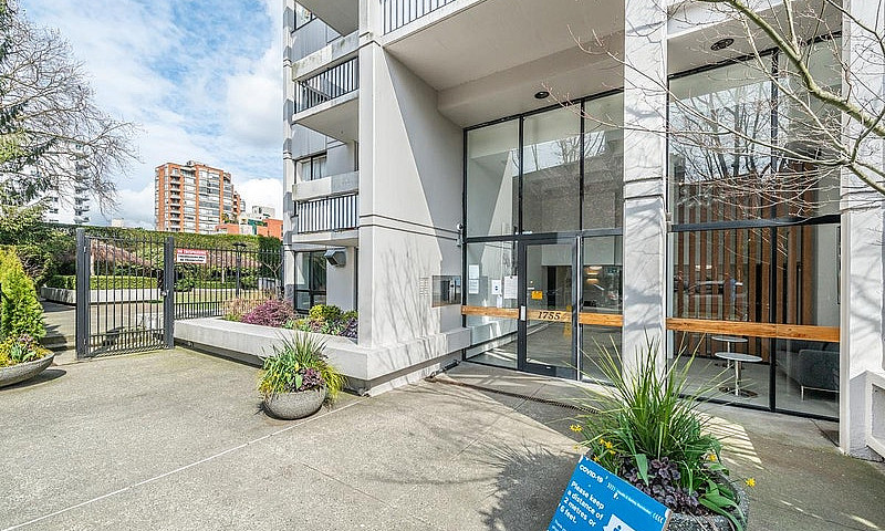 1 Bedroom Apartment ...