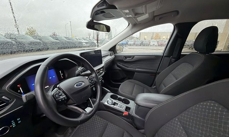 2025 Ford Escape Act...