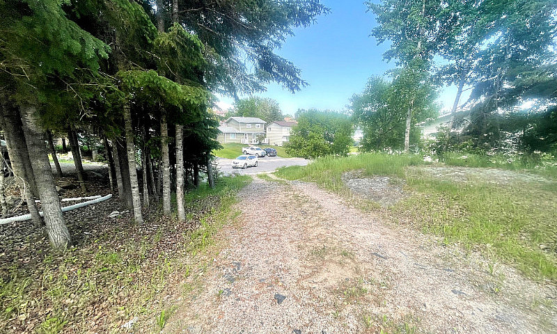 14 Agate Bay...