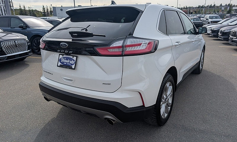 2022 Ford Edge...