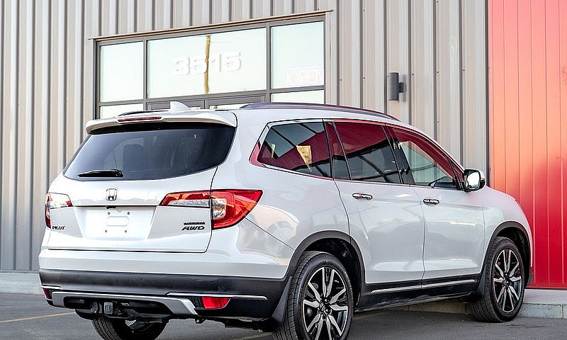 2022 Honda Pilot Tou...