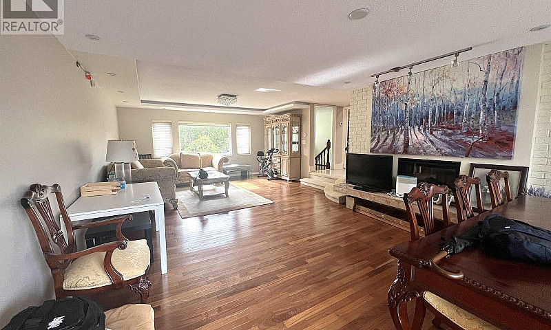 3588 Valley Drive Va...