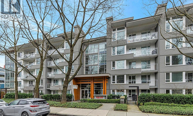 216 255 W 1St Street...