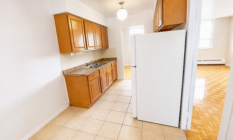 2 Bedroom Apartment ...