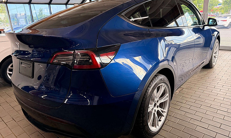 2023 Tesla Model Y S...
