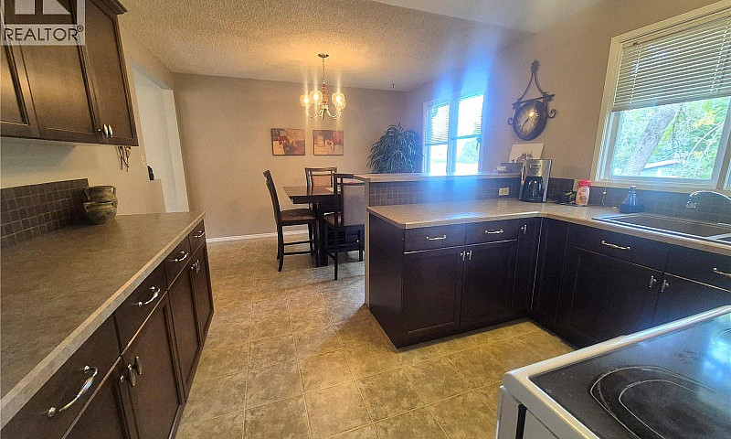 209 Baldwin Street O...