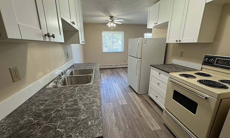 Spacious 2 Bedroom A...