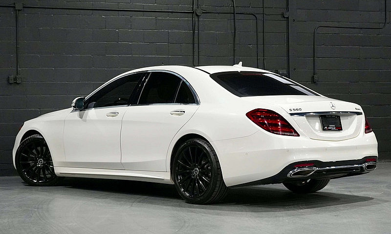 2020 Mercedes-Benz S...