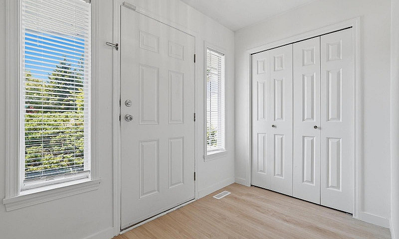 20885 95A Avenue Lan...