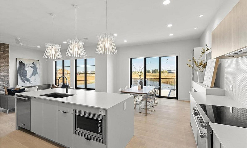Artista Homes In For...