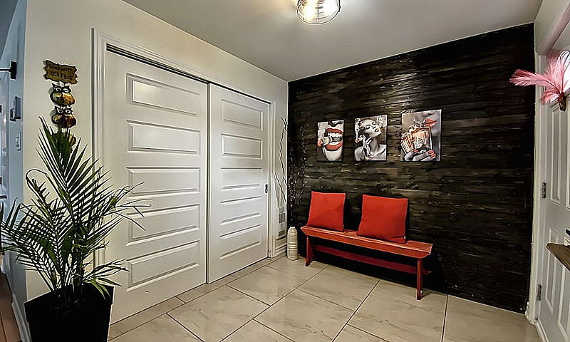 330 900$ - Condo À V...