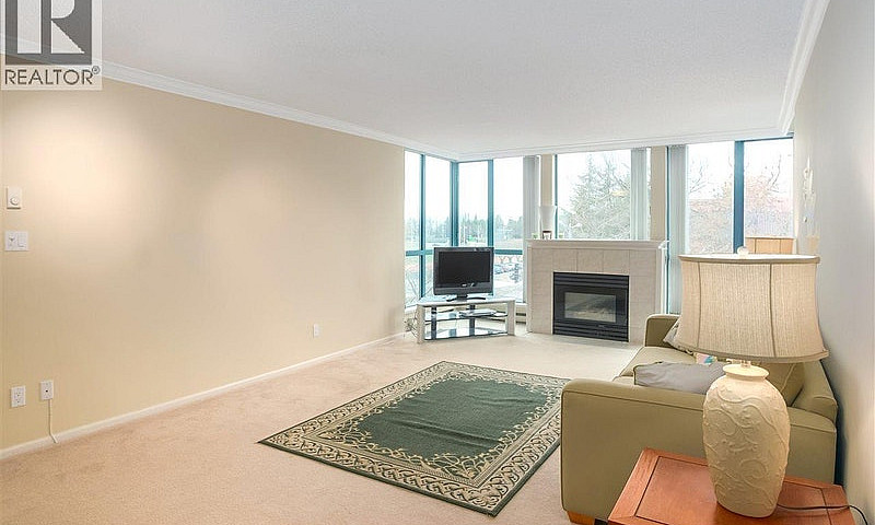 405 7500 Granville A...
