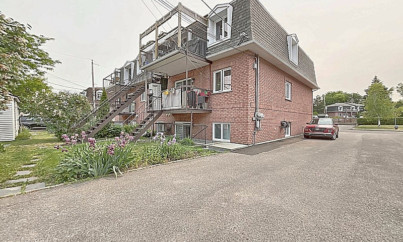 370 000$ - Condo À V...