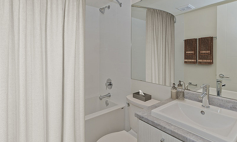 Royal Park Plaza - 2...