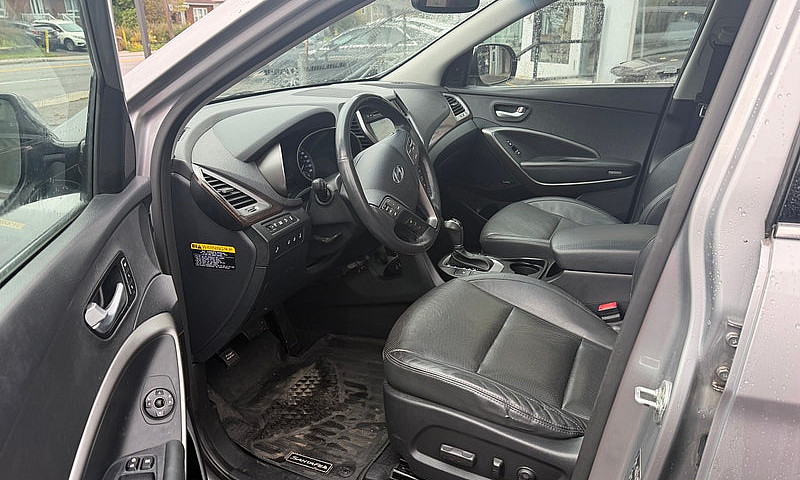 2017 Hyundai Santa F...