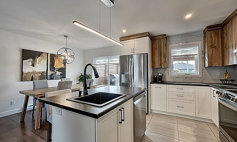 $498,000 - Semi-Deta...