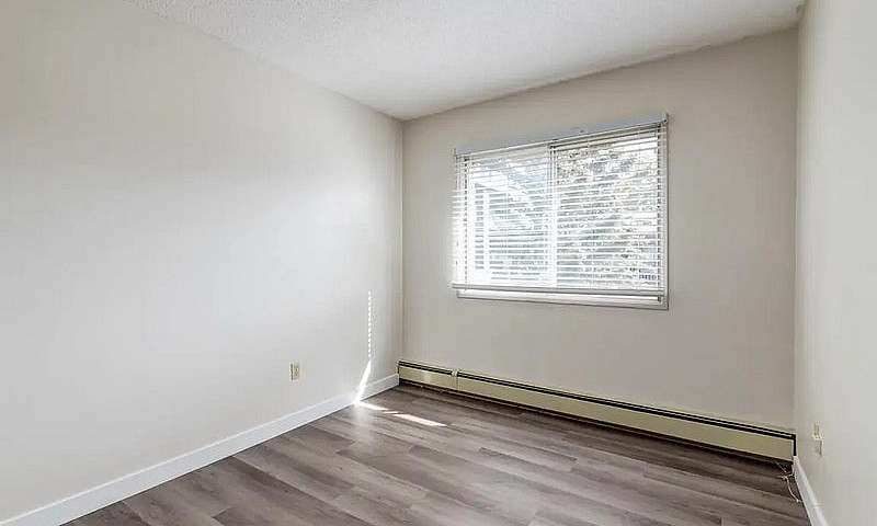 Comfortable Living I...