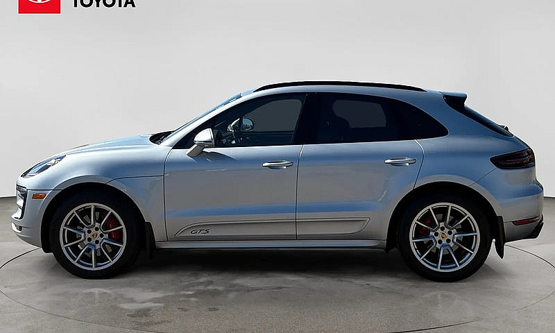 2017 Porsche Macan G...