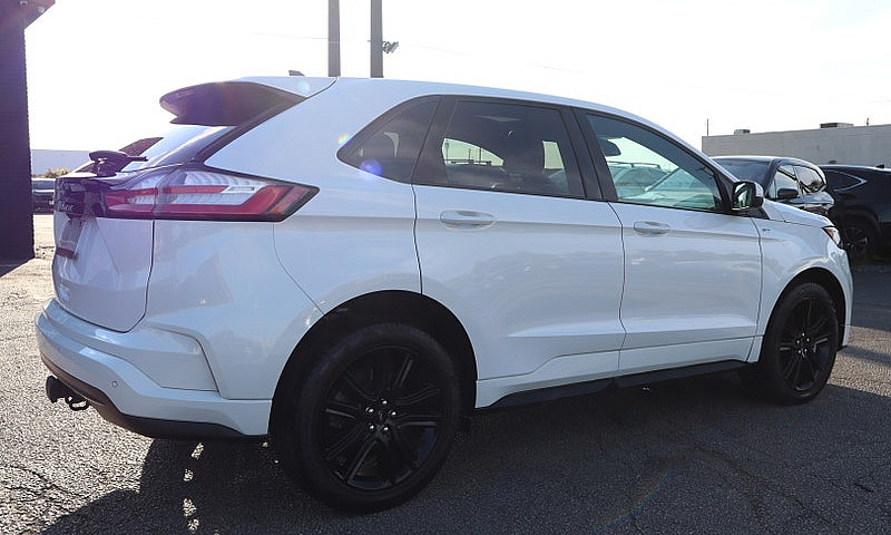 2024 Ford Edge...