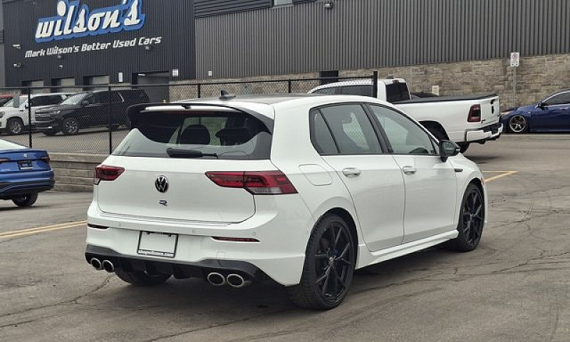 2023 Volkswagen Golf...
